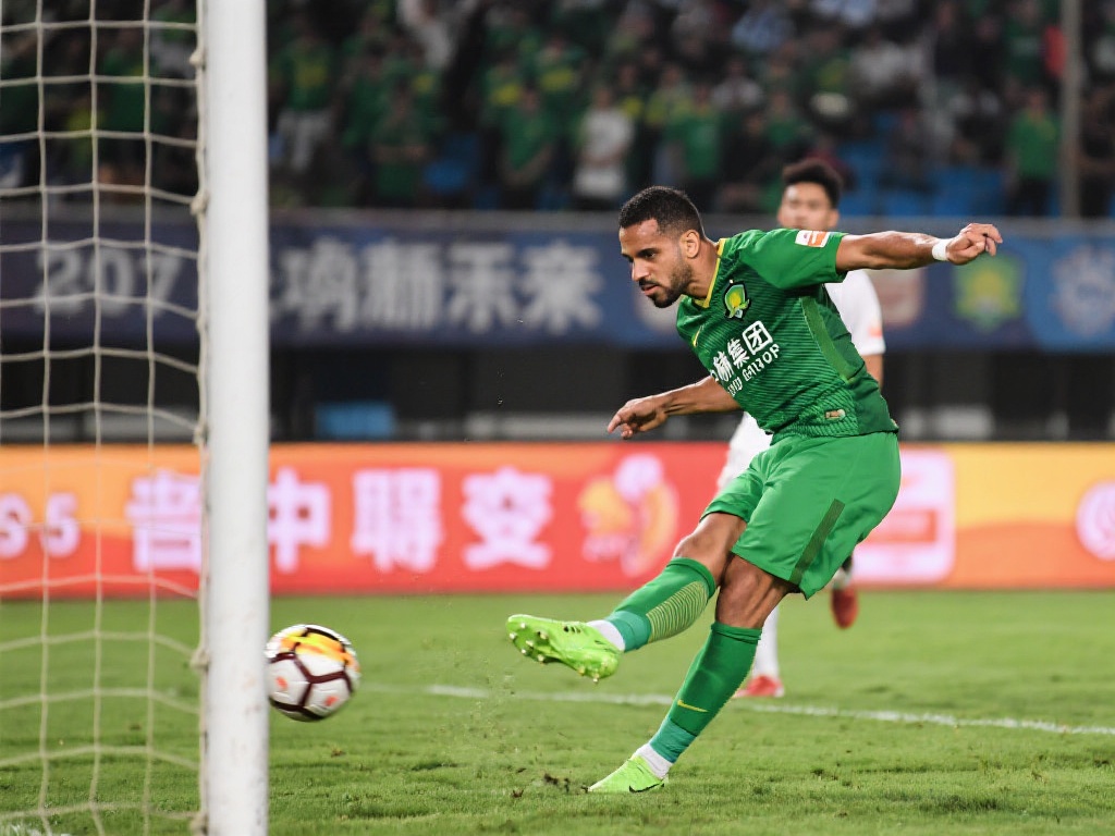 球迷们在观 球迷们在观